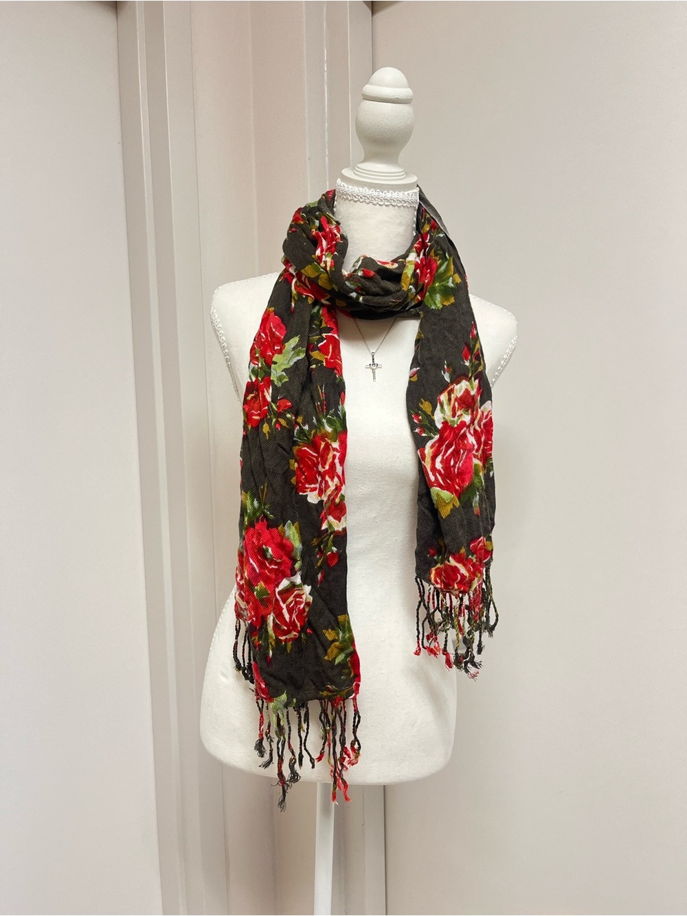 Floral Fringe Scarf in Black and Red